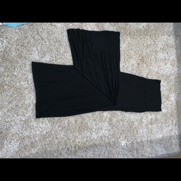 Black Maxi Skirt - Picture 3 of 3